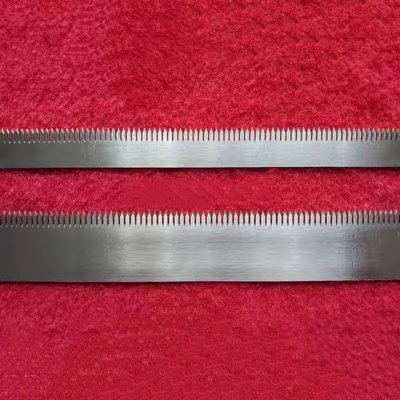 Máy bẻ điểm lưỡi máy đóng gói đường chấm răng dao có cuộn túi cắt lưỡi cắt màng nhựa lưỡi dao ngoằn ngoèo dao bào dao bào gỗ